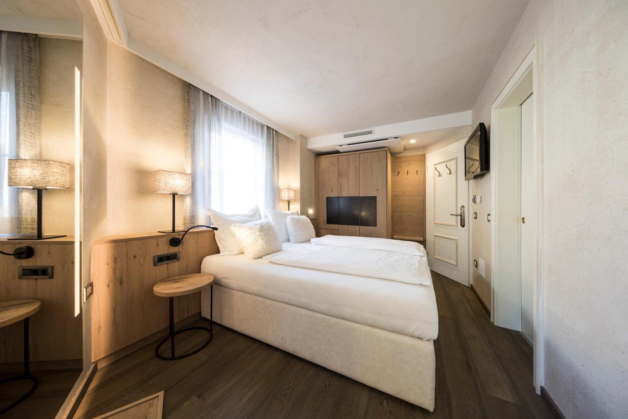 Hotel Prokulus Naturns Room photo